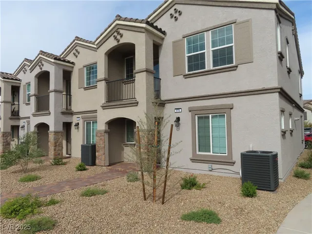 $1,800 | 618 Bellus Place, Henderson, NV 89015