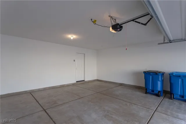 $1,800 | 618 Bellus Place, Henderson, NV 89015