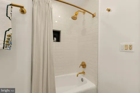 $1,400,000 | 1333 Wallach Place Northwest, Washington, DC 20009
