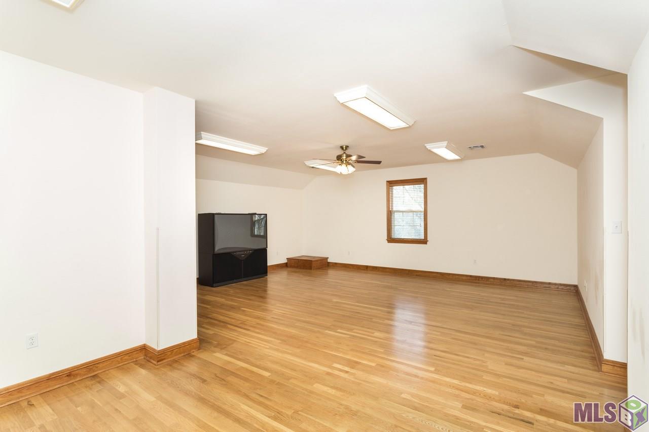 8429 Oakbrook Drive Baton Rouge, LA 70810 - Photo 34 of 49 Gallery Image 34