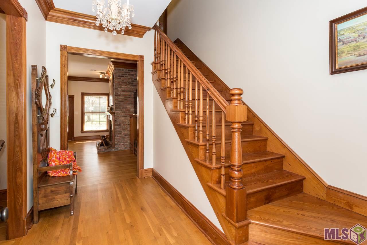 8429 Oakbrook Drive Baton Rouge, LA 70810 - Photo 5 of 49 Gallery Image 5