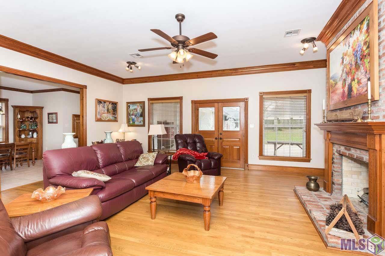 8429 Oakbrook Drive Baton Rouge, LA 70810 - Photo 7 of 49 Gallery Image 7