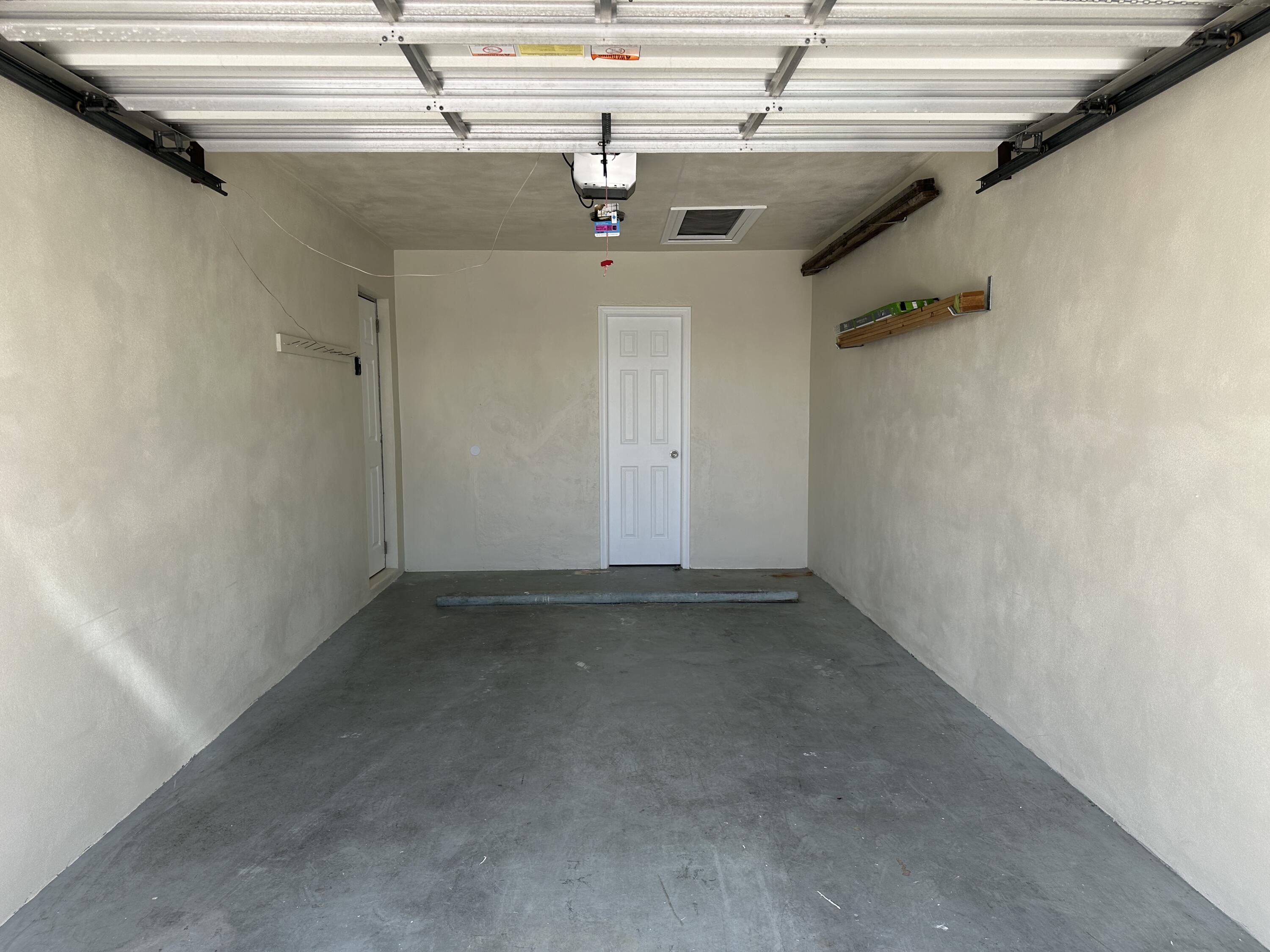 728 Ridge Road, Unit 31 Lantana, FL 33462 - Photo 4 of 24 Garage