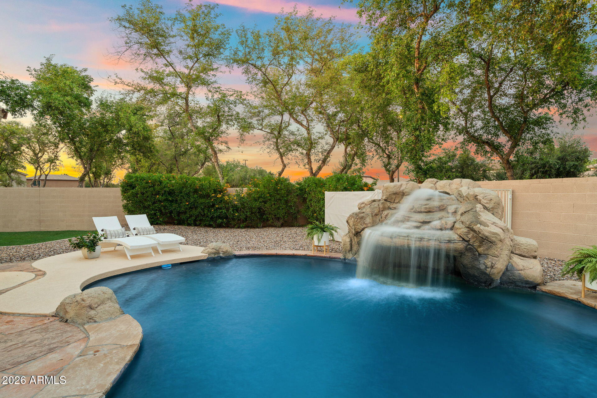 4725 South Rim Road Gilbert, AZ 85297 - Photo 75 of 81 68-web-or-mls-4725 S Rim Rd-68