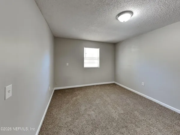 $1,674 | 1111 North Street, Green Cove Springs, FL 32043