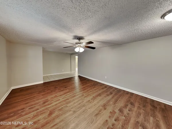 $1,674 | 1111 North Street, Green Cove Springs, FL 32043