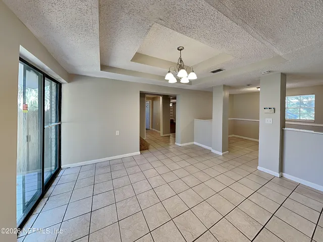 $1,805 | 1111 North Street, Green Cove Springs, FL 32043