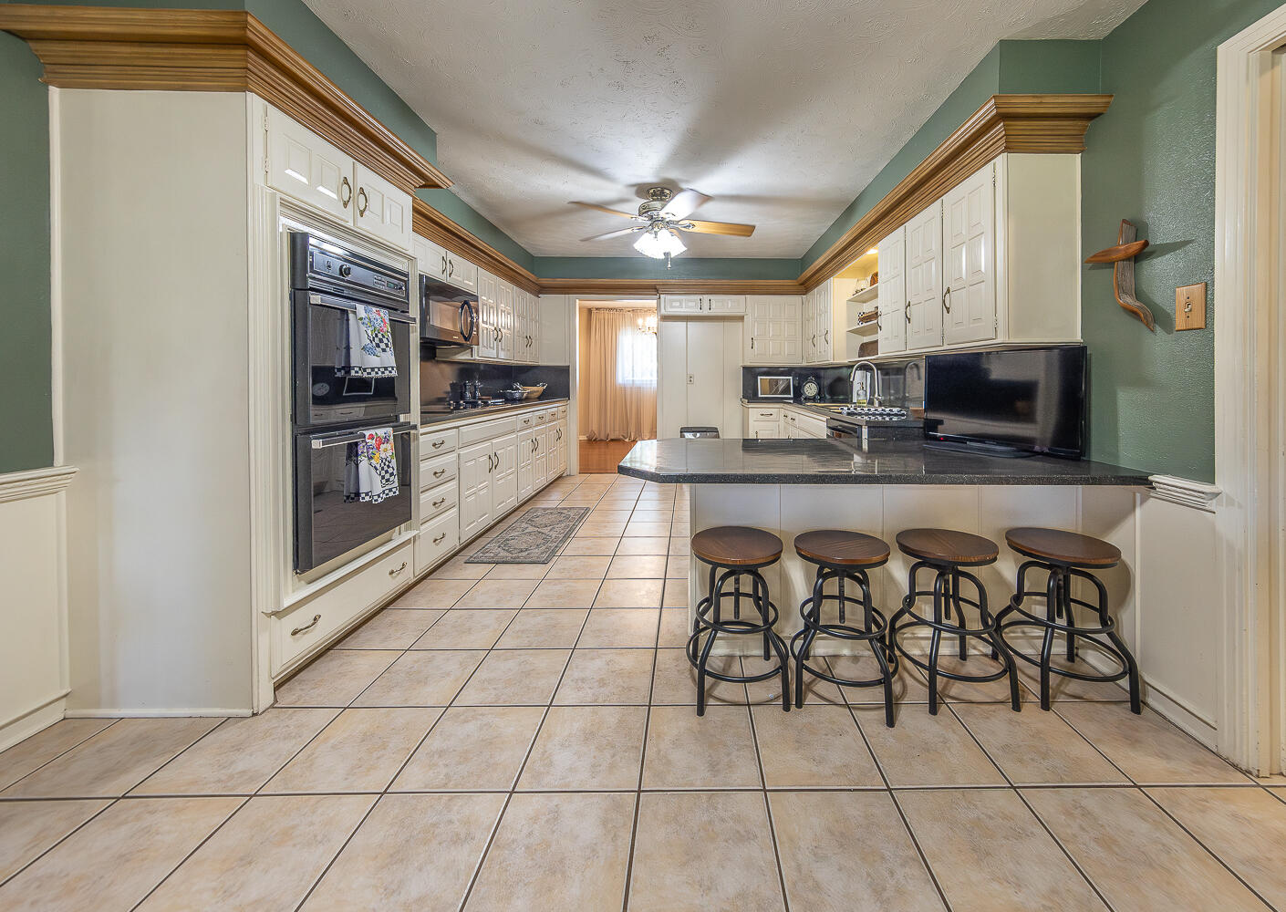 3312 59th Street Lubbock, TX 79413 - Photo 8 of 31 2L9A8492