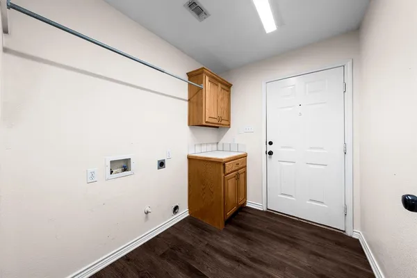 $1,650 | 324 Tolbert Avenue, Sherman, TX 75092