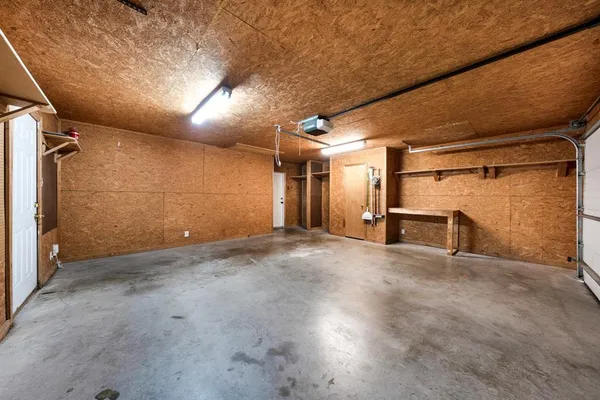 $1,650 | 324 Tolbert Avenue, Sherman, TX 75092