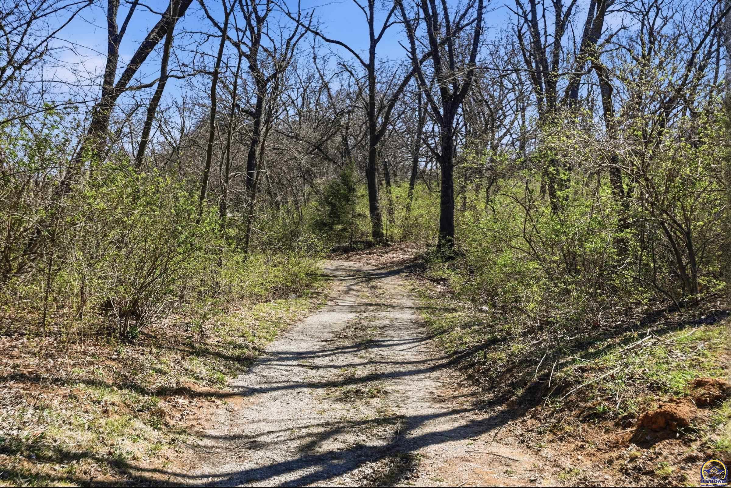 9540 Southwest Hodges Road Auburn, KS 66402 - Photo 26 of 39