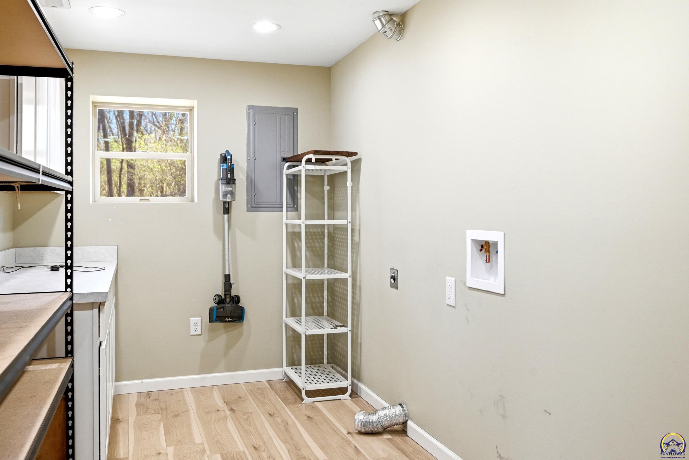 9540 Southwest Hodges Road Auburn, KS 66402 - Photo 9 of 39