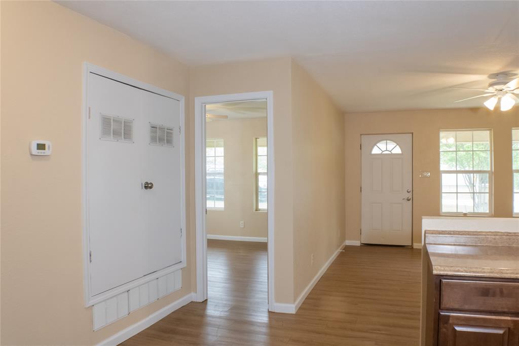 311 Spann Street Bangs, TX 76823 - Photo 11 of 26