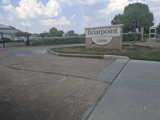 $1,000 | 12660 Ashford Point Drive, Unit 303, Houston, TX 77082