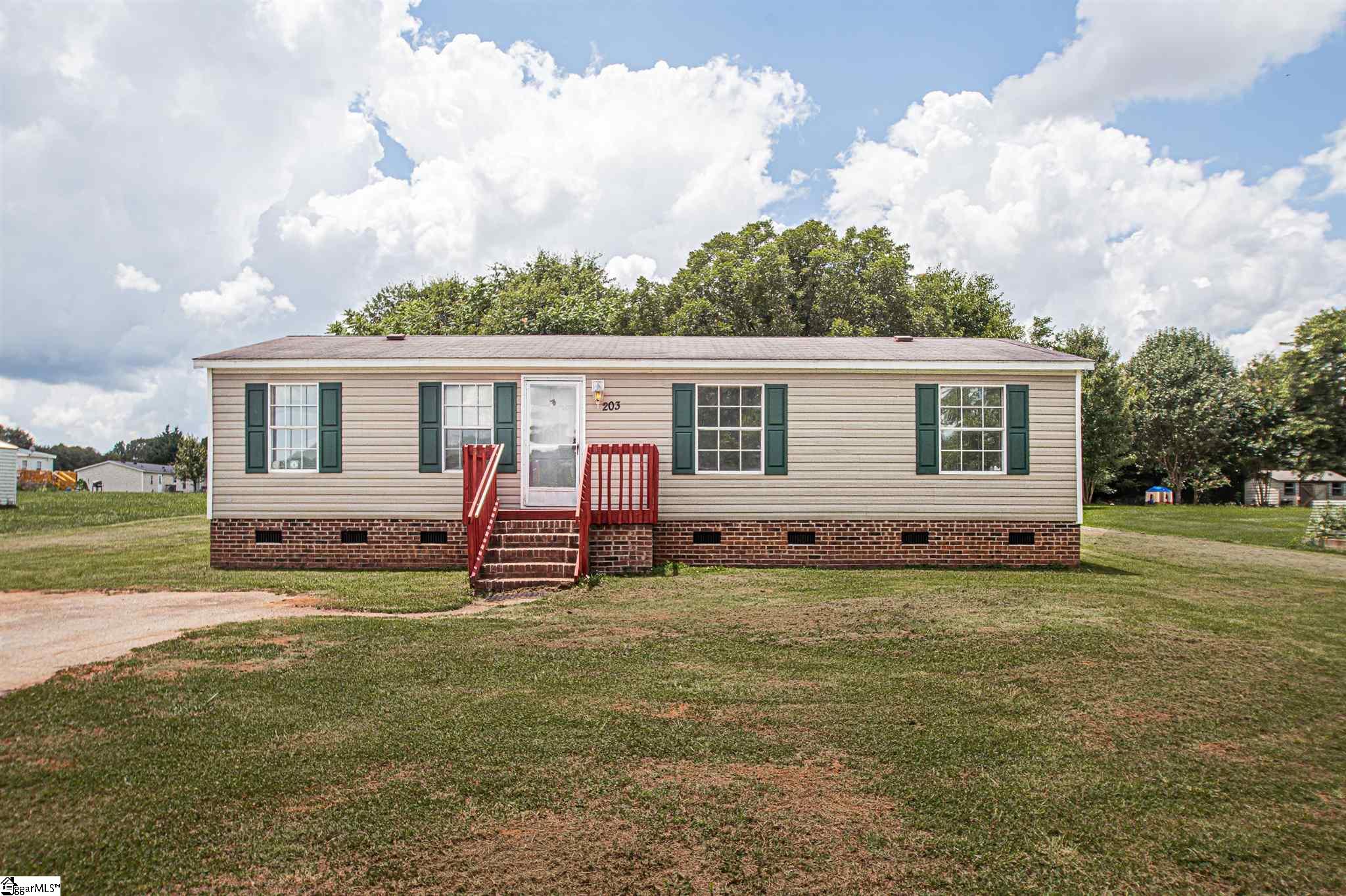 203 Wagon Court Fountain Inn, SC 29644 - Photo 1 of 25