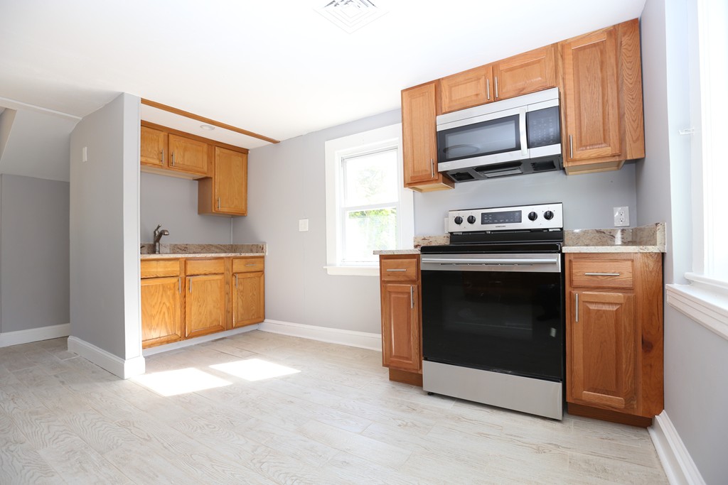 84 Norfolk Street Canton, MA 02021 - Photo 21 of 24 Gallery Image 21