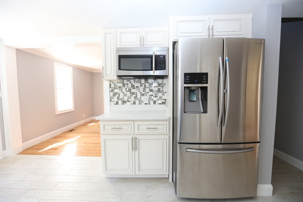 84 Norfolk Street Canton, MA 02021 - Photo 8 of 24 Gallery Image 8