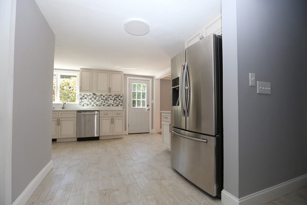 84 Norfolk Street Canton, MA 02021 - Photo 9 of 24 Gallery Image 9