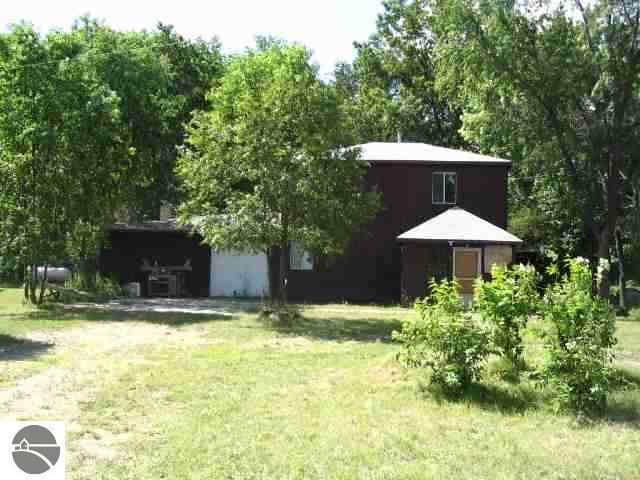 413 17 Mile Road Marion, MI 49665 - Photo 1 of 6 1667194.JPG
