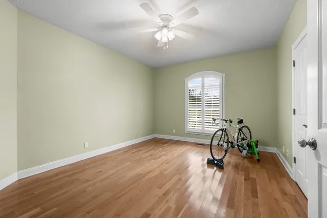 $795,000 | 63 Fawn Lane, Paris, TN 38242