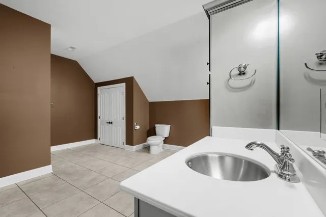 $795,000 | 63 Fawn Lane, Paris, TN 38242