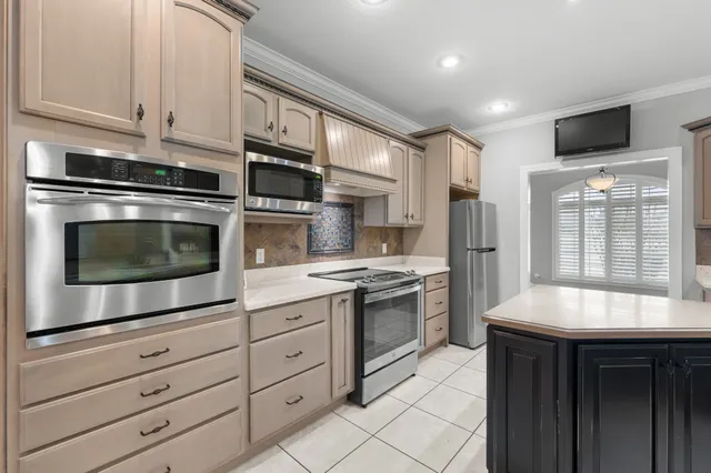 $795,000 | 63 Fawn Lane, Paris, TN 38242