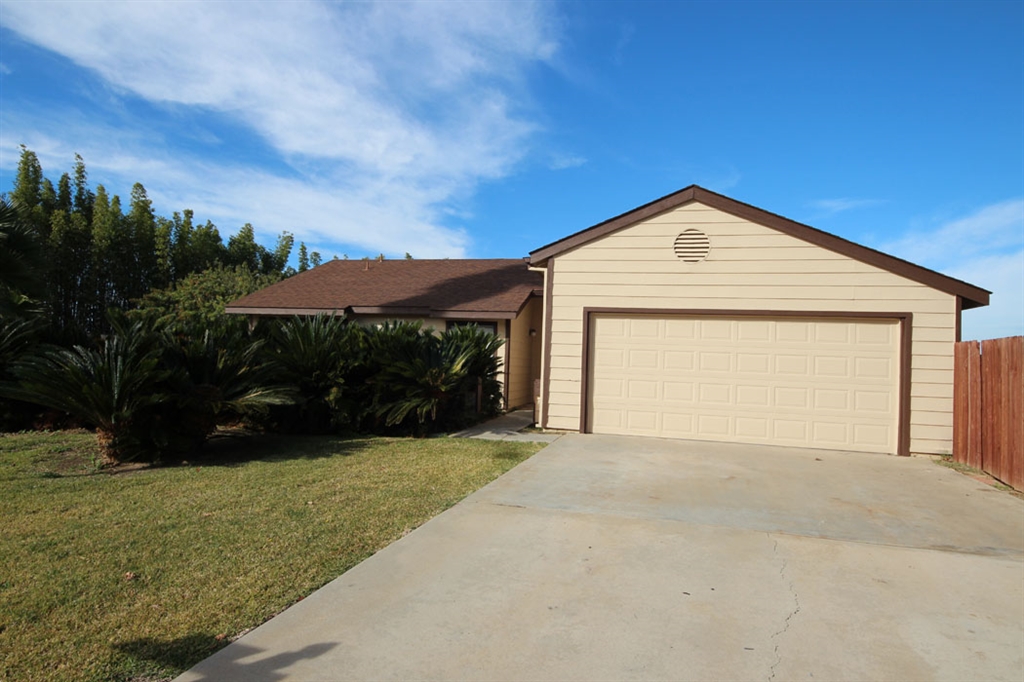 1865 Lodgepole Road San Marcos, CA 92078 - Photo 3 of 14