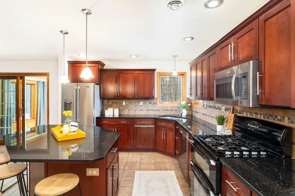 $729,900 | 5018 Silver Leaf Street, Hermantown, MN 55811