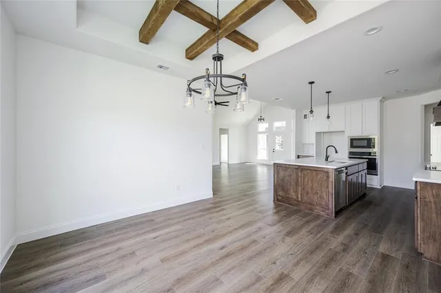 $575,000 | 2352 (elm) Cr-1112, Farmersville, TX 75442