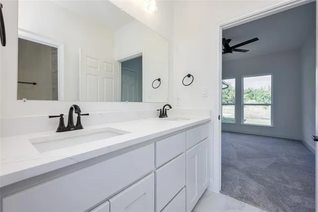 $575,000 | 2352 (elm) Cr-1112, Farmersville, TX 75442