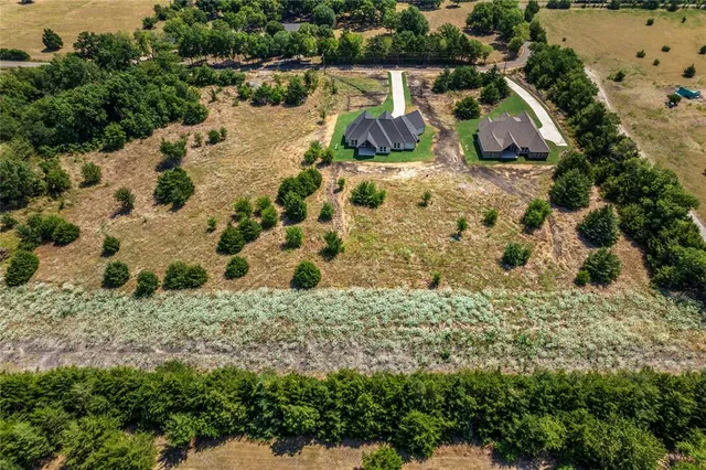 $575,000 | 2352 (elm) Cr-1112, Farmersville, TX 75442