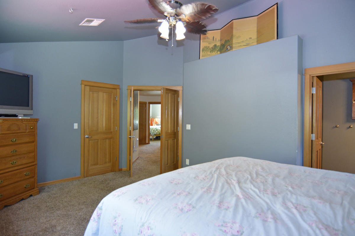 16856 Downey Road Bend, OR 97707 - Photo 24 of 36 30