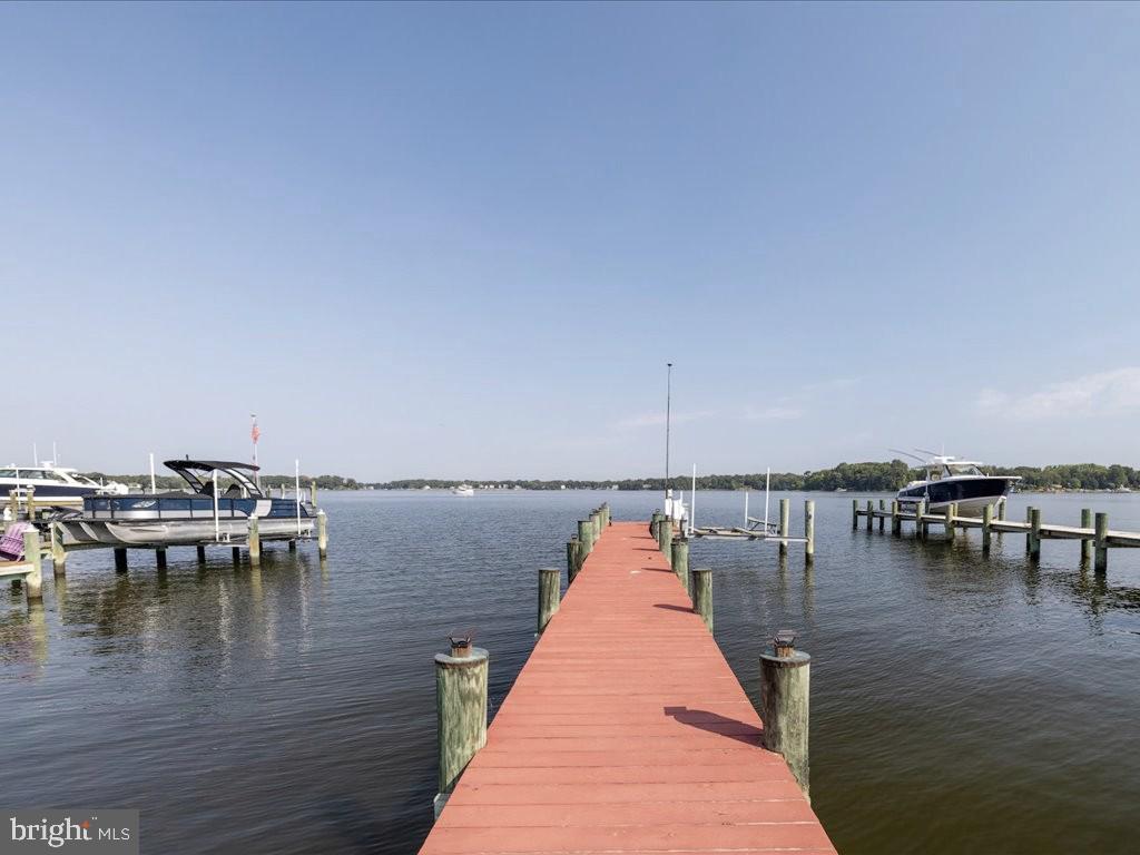 420 Beach Road Arnold, MD 21012 - Photo 3 of 30 Private pier