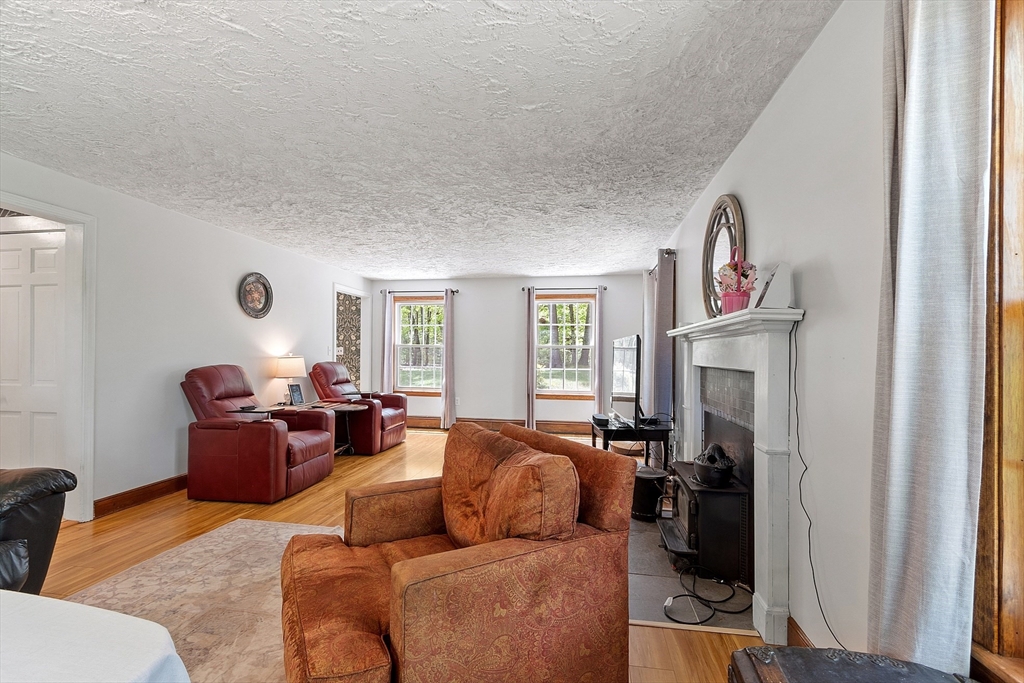8 Scott Road, Unit 8 Littleton, MA 01460 - Photo 17 of 31 Gallery Image 17