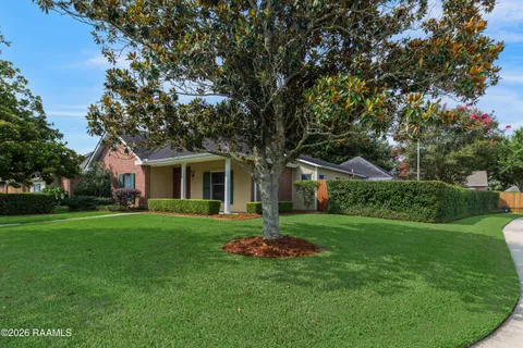 $325,000 | 200 Edinburgh Drive, Lafayette, LA 70508