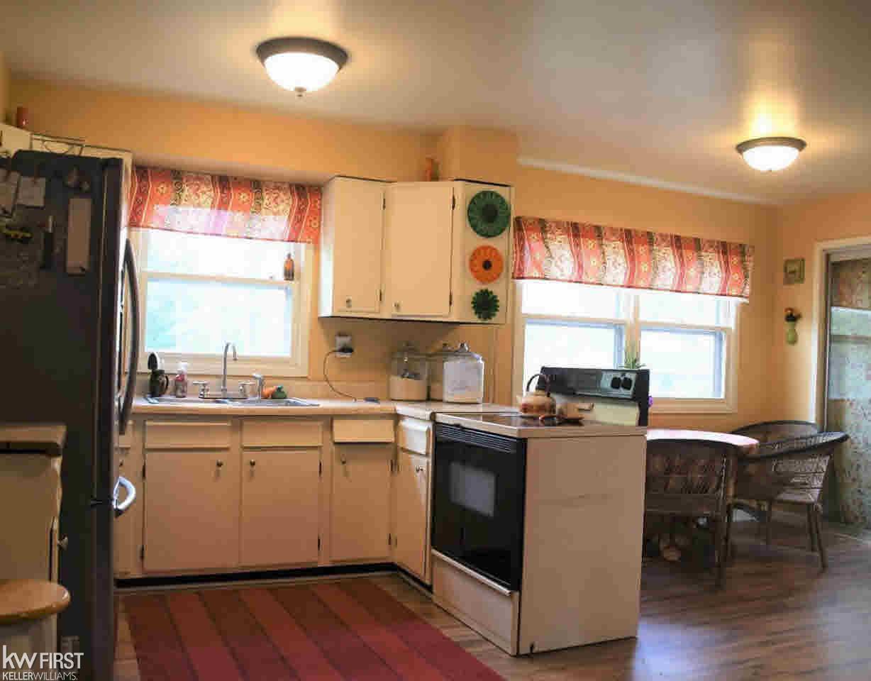 8006 Birch Run Road Millington, MI 48746 - Photo 12 of 32 21294454-11.JPG