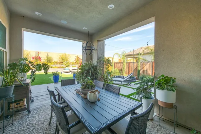 $825,000 | 1007 Little Canyon Drive, Madera, CA 93636