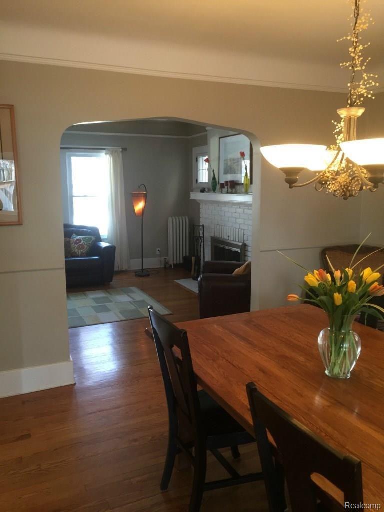 58 Wellesley Drive Pleasant Ridge, MI 48069 - Photo 10 of 41 Dining room to living room