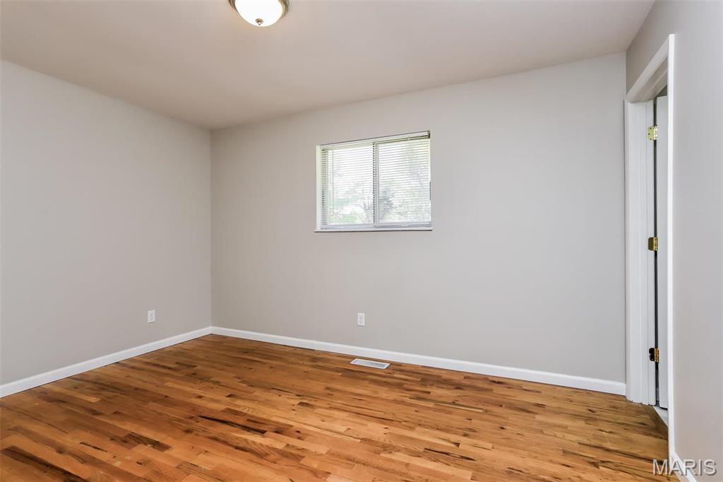 3909 Opal Drive St. Charles, MO 63304 - Photo 9 of 17