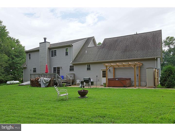 211 Haines Neck Road Mannington, NJ 08079 - Photo 2 of 18 Exterior Back