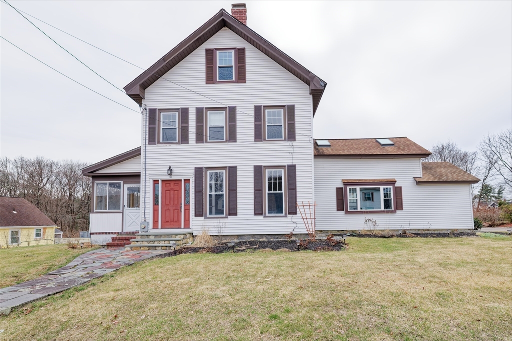 21 Maple Street Bellingham, MA 02019 - Photo 1 of 41 Gallery Image 1