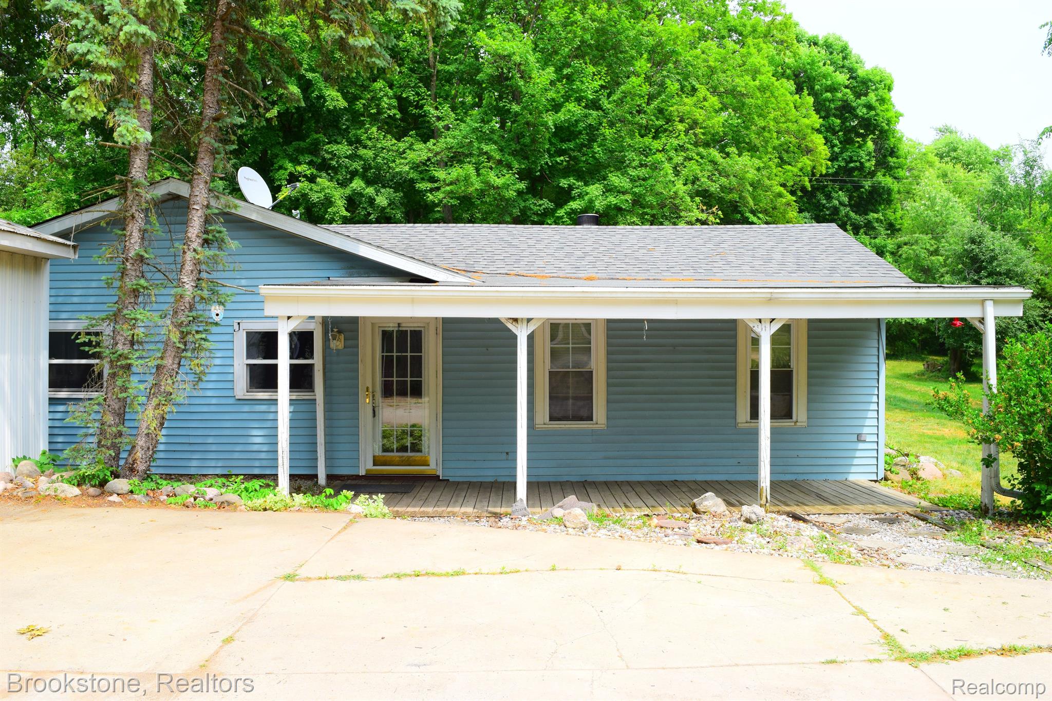 3745 Gale Road Eaton Rapids, MI 48827 - Photo 1 of 21 Welcome Home!