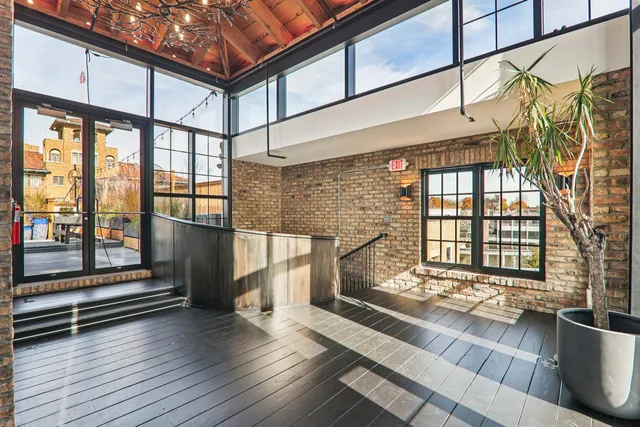 $1,100,000 | 107 West Main Street, Unit B, St. Charles, IL 60174