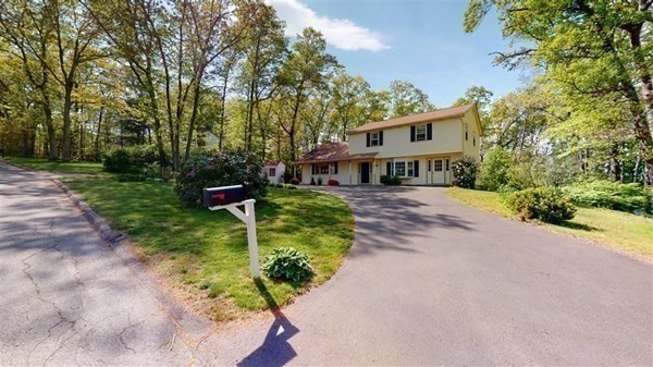 134 Longhill Road Franklin, MA 02038 - Photo 6 of 42 Gallery Image 6