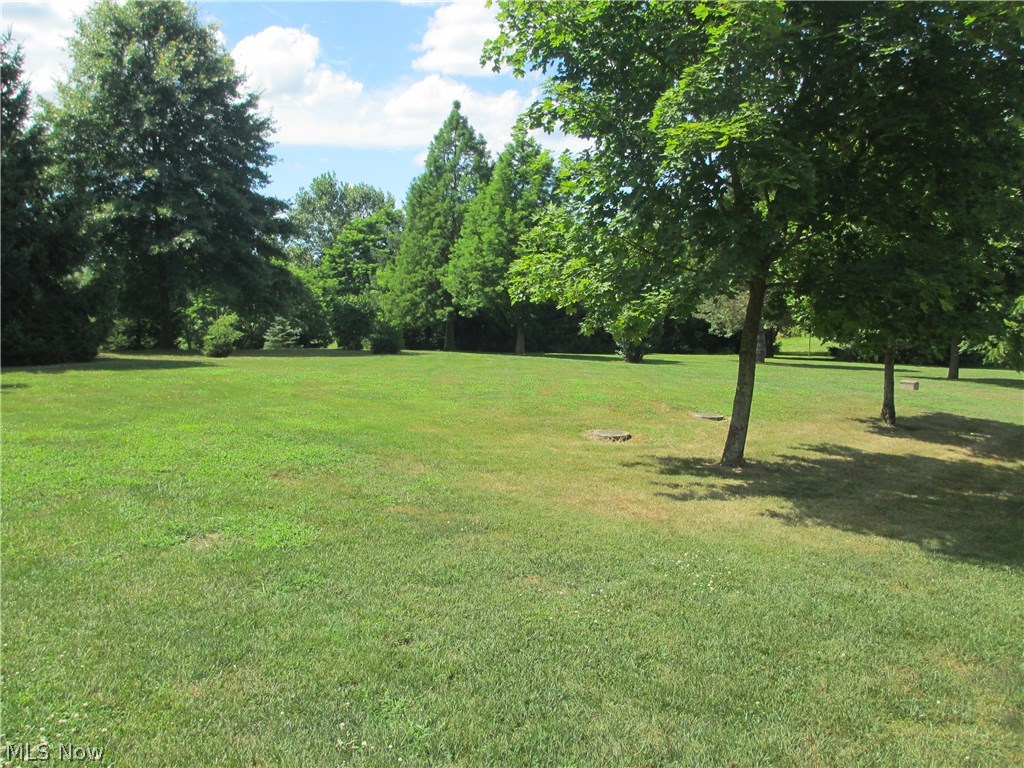 5273 Laubert Road Atwater, OH 44201 - Photo 11 of 29