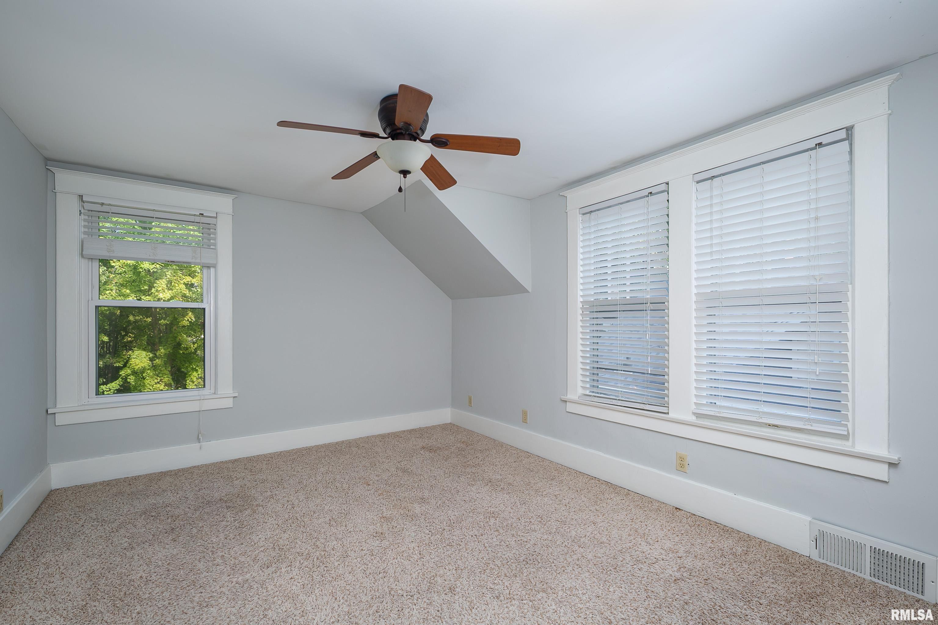 1851 19th Avenue Moline, IL 61265 - Photo 16 of 30