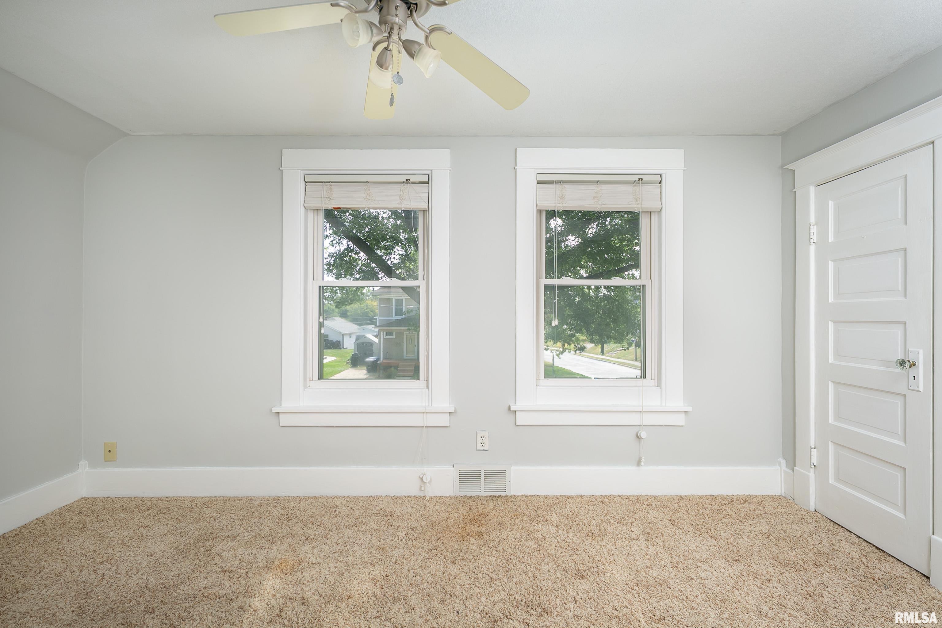 1851 19th Avenue Moline, IL 61265 - Photo 22 of 30