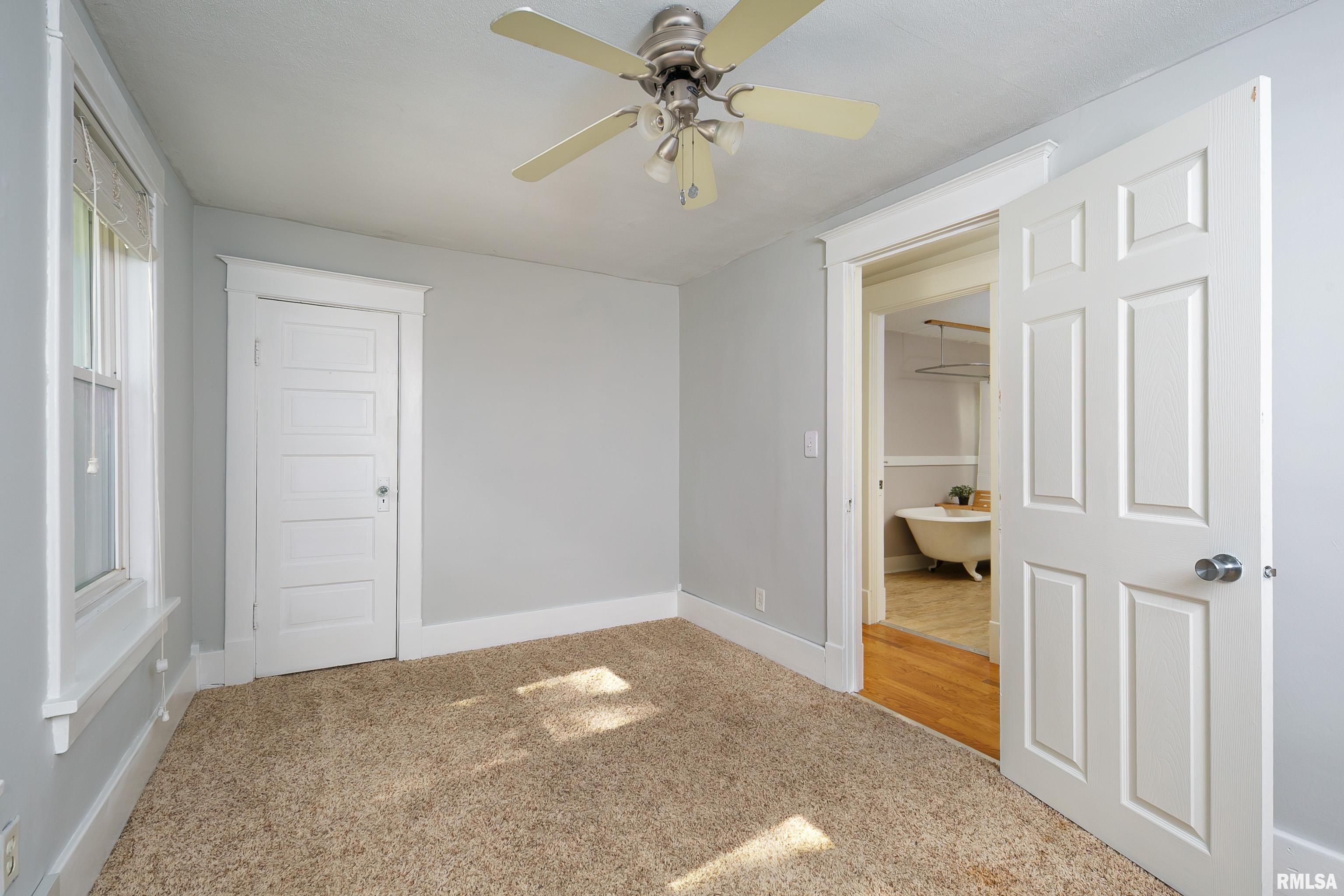 1851 19th Avenue Moline, IL 61265 - Photo 23 of 30