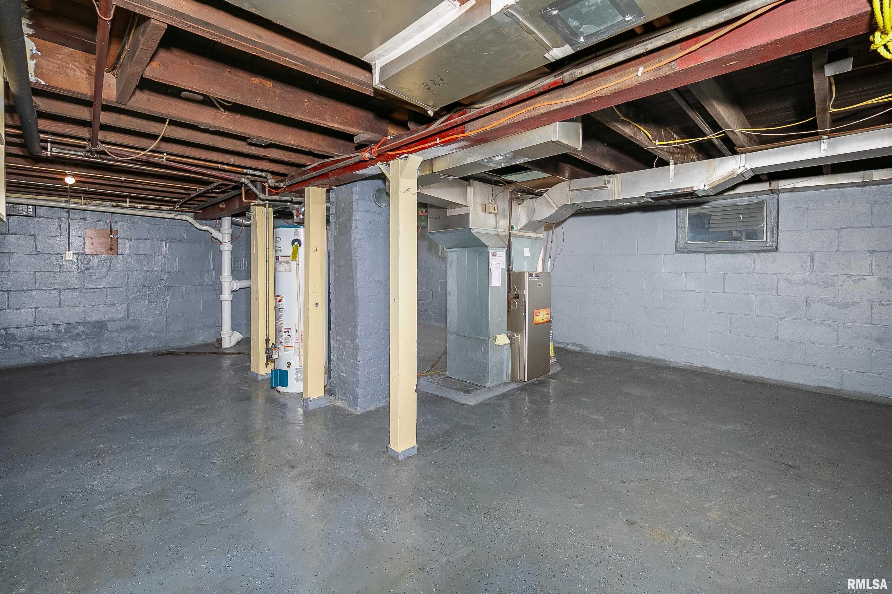 1851 19th Avenue Moline, IL 61265 - Photo 24 of 30