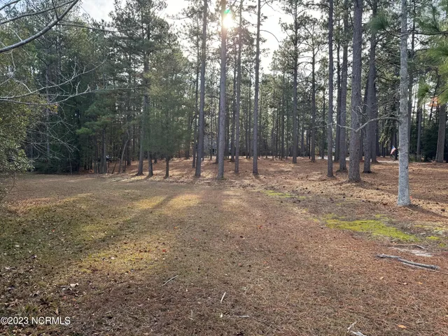 $300,000 | 275 Lake Dornoch Drive, Pinehurst, NC 28374